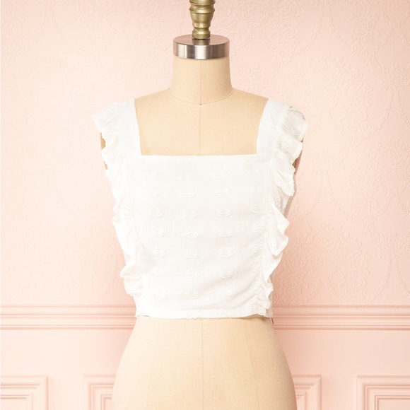 Boutique 1861 Ruz | White Boxy Crop Top w/ Ruffles - Picture 2 of 6